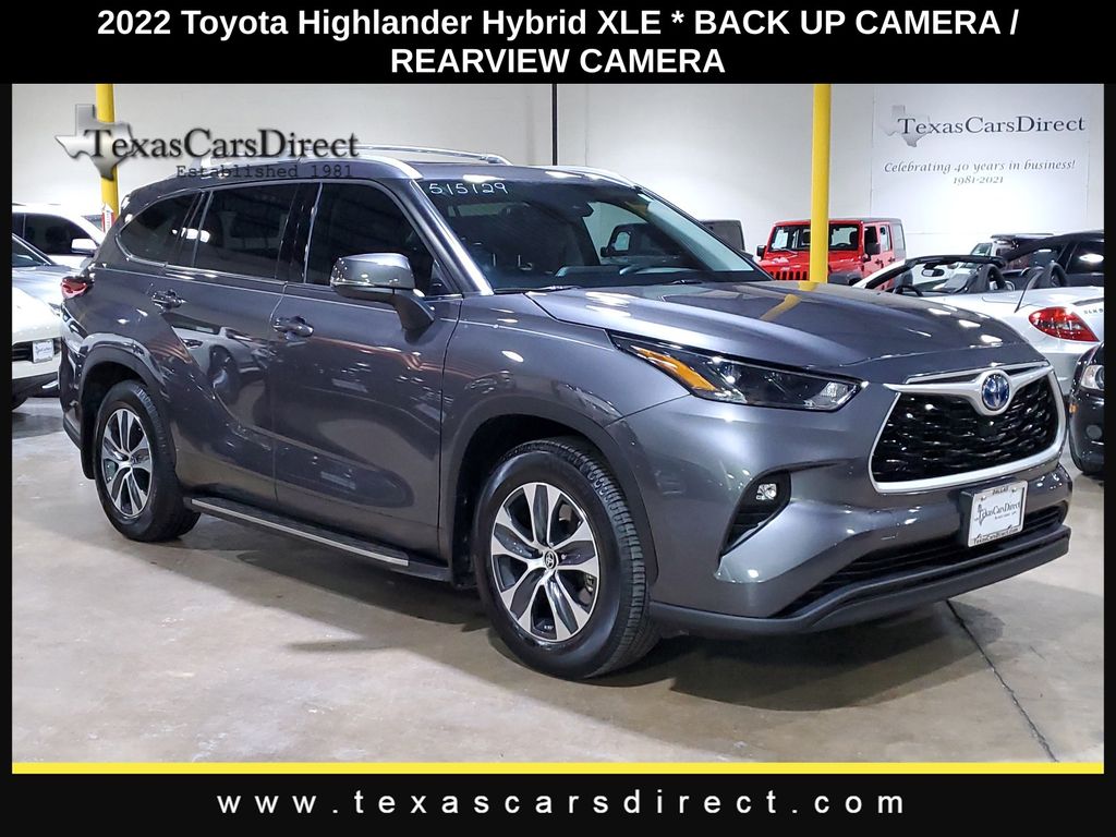 2022 Toyota Highlander Hybrid XLE 3