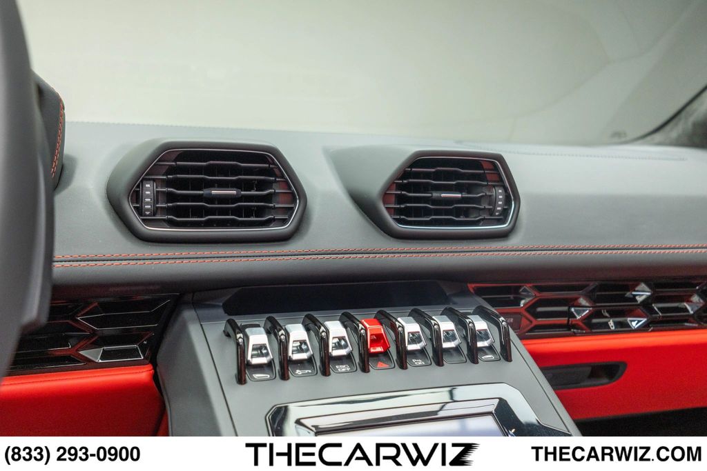 2024 Lamborghini Huracan EVO