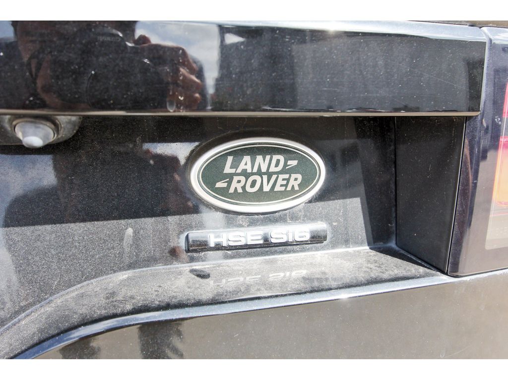 2018 Land Rover Discovery HSE Luxury Black at Ultimate Motorsports