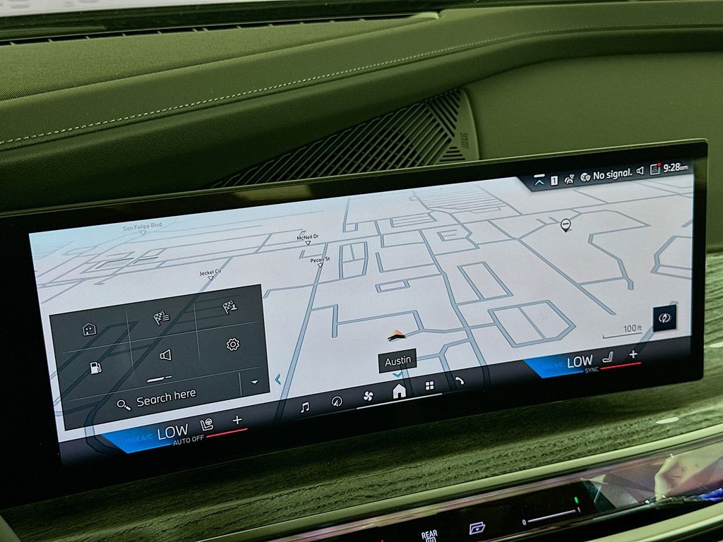 Thumbnail: 2025 BMW 7 Series - 12