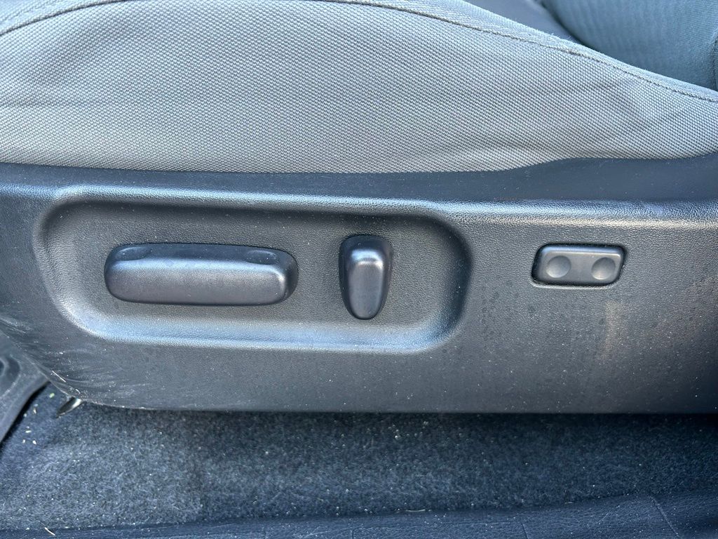 Thumbnail: 2022 Toyota Tacoma - 16