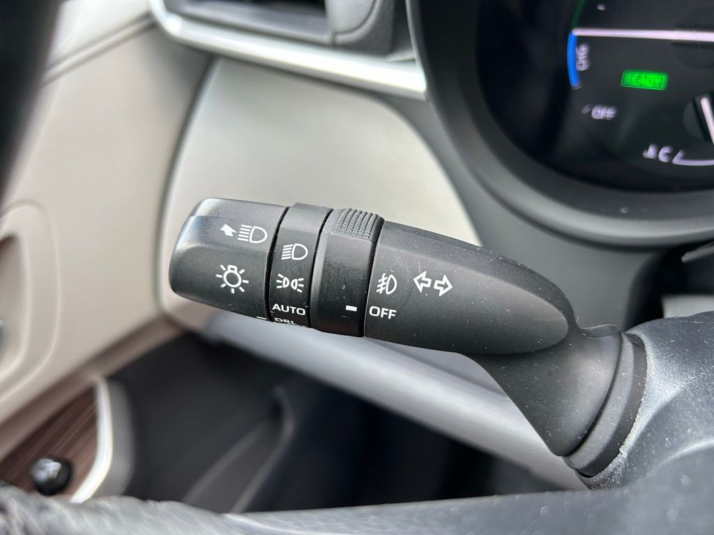 Thumbnail: 2024 Toyota Sienna - 22
