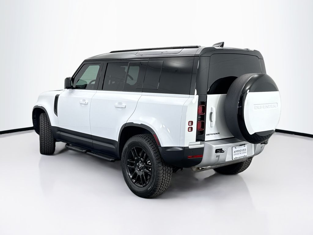 Thumbnail: 2025 Land Rover Defender - 7