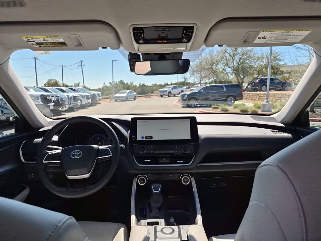 Used Car 2024 Toyota Grand Highlander  Xle For Sale Under $50,000 In Austin, Texas