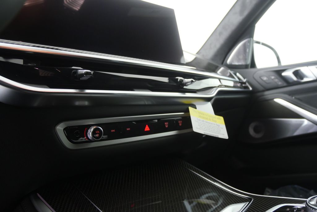 Thumbnail: 2026 BMW X5 - 21