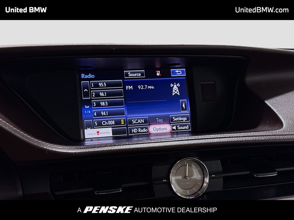 Thumbnail: 2016 Lexus ES - 8