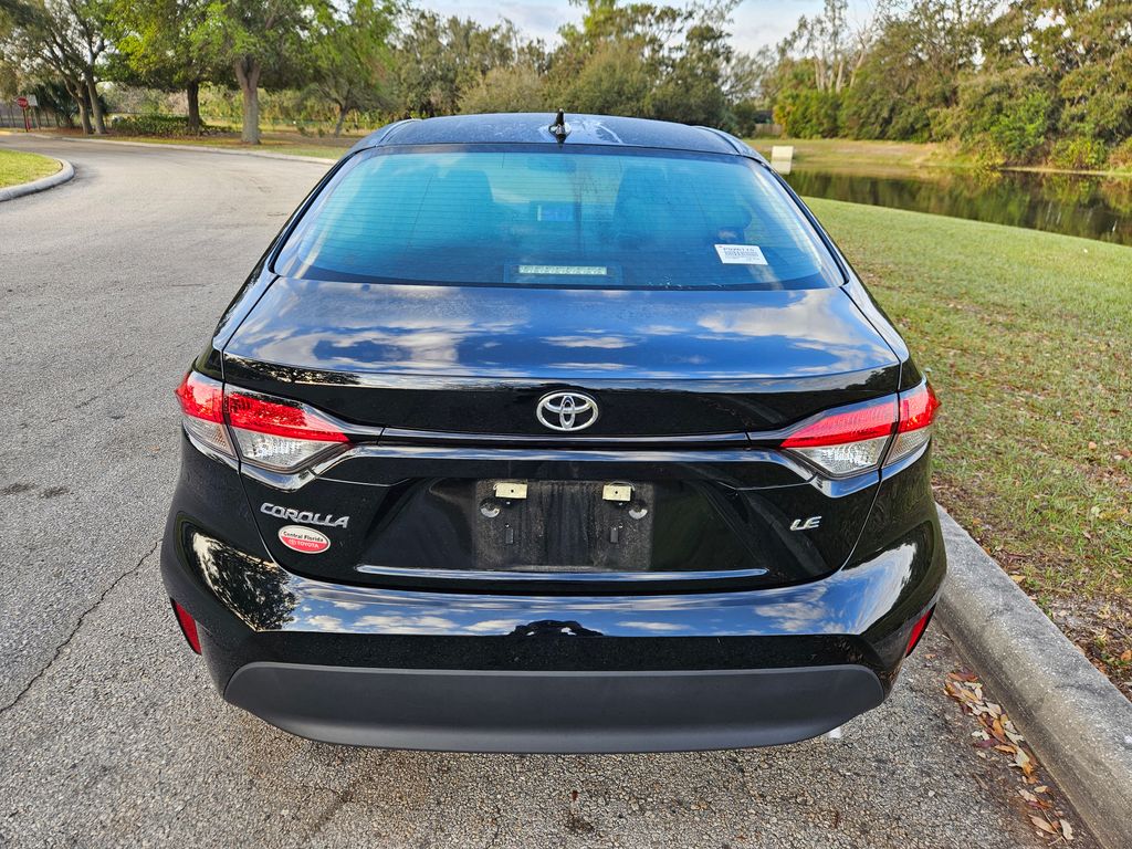 2023 Toyota Corolla LE 27