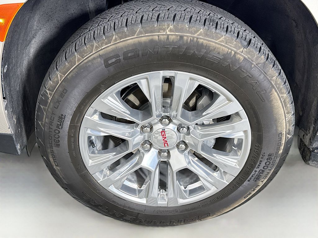 Thumbnail: 2024 GMC Yukon - 32