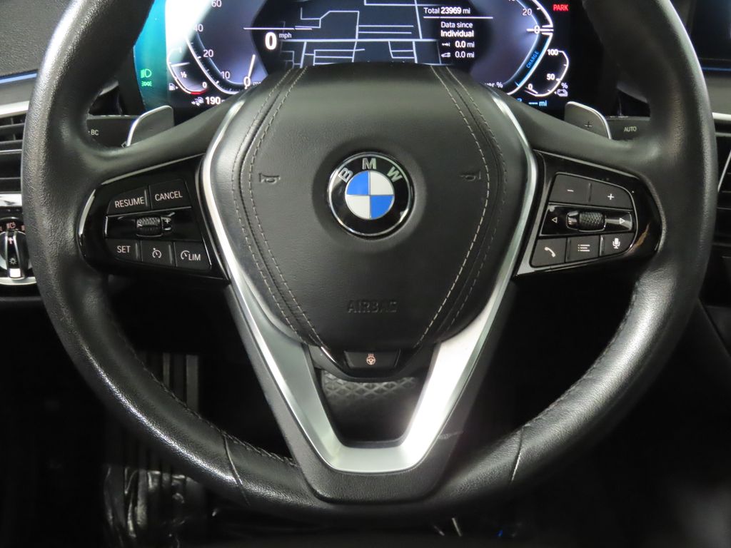 Thumbnail: 2022 BMW 5 Series - 15