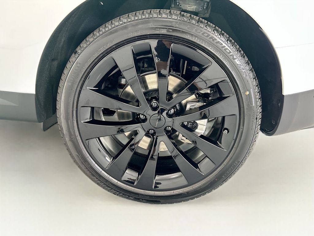 Thumbnail: 2026 Land Rover Range Rover Sport - 30