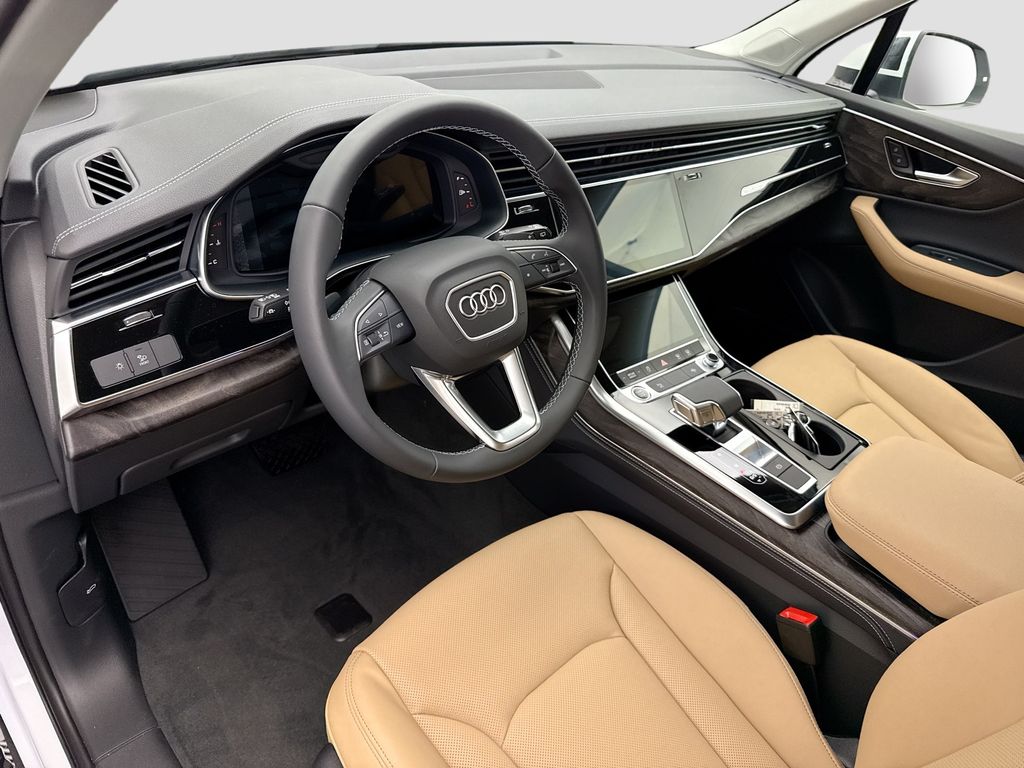 Thumbnail: 2026 Audi Q7 - 9