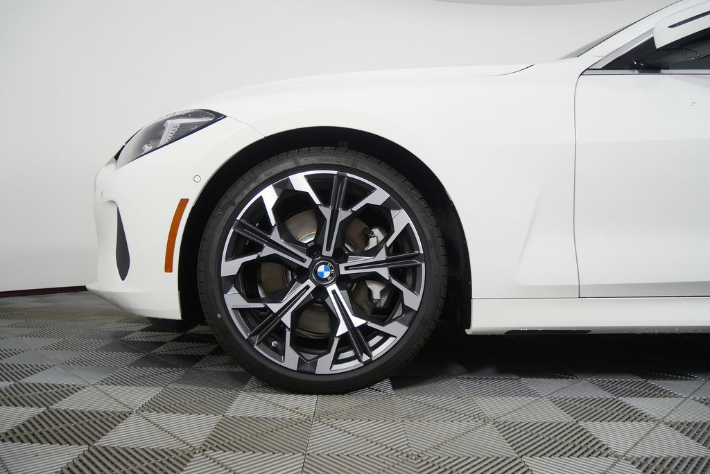 Thumbnail: 2026 BMW 4 Series - 7
