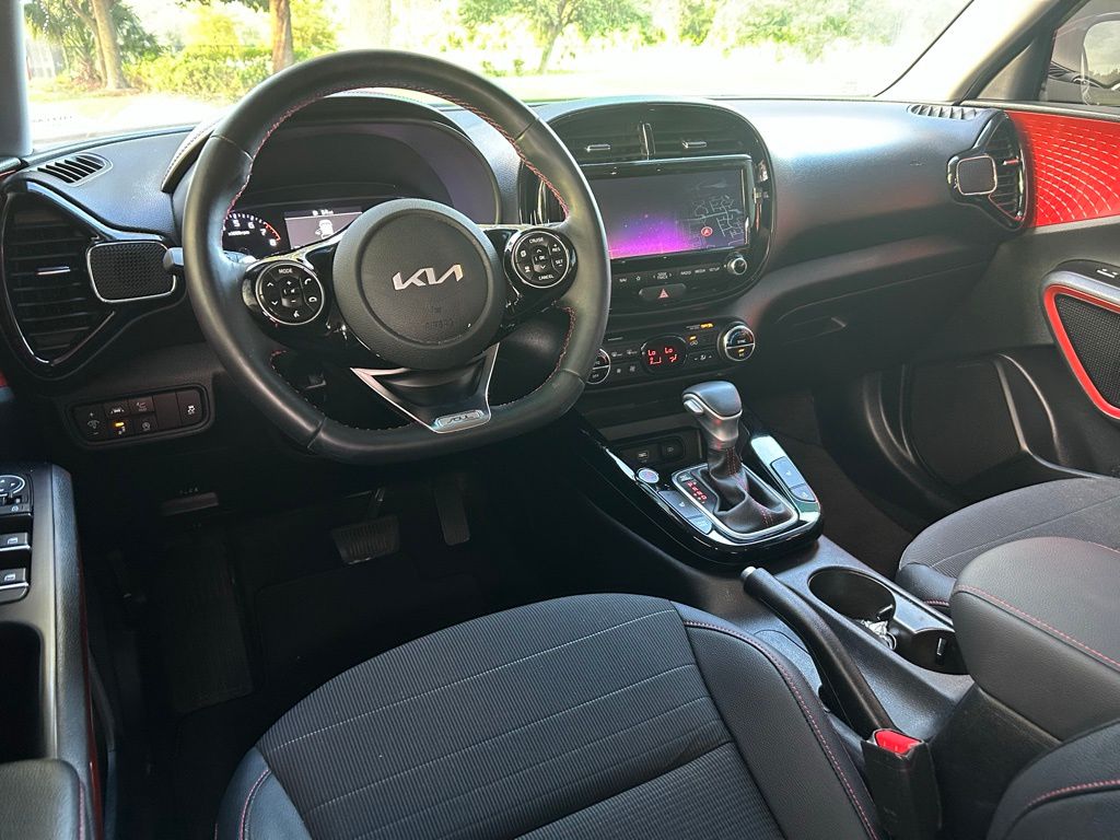 Thumbnail: 2022 Kia Soul - 11