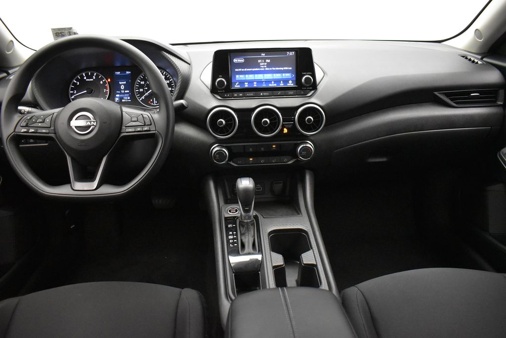 Thumbnail: 2024 Nissan Sentra - 27