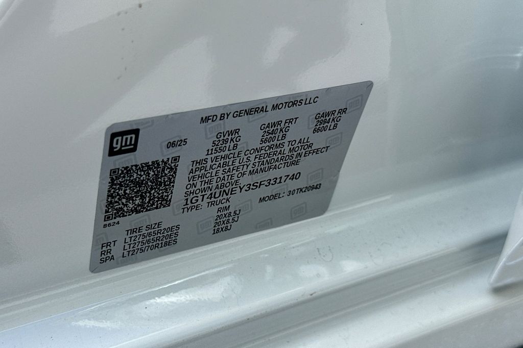 new 2025 GMC Sierra 2500HD car, priced at $77,520