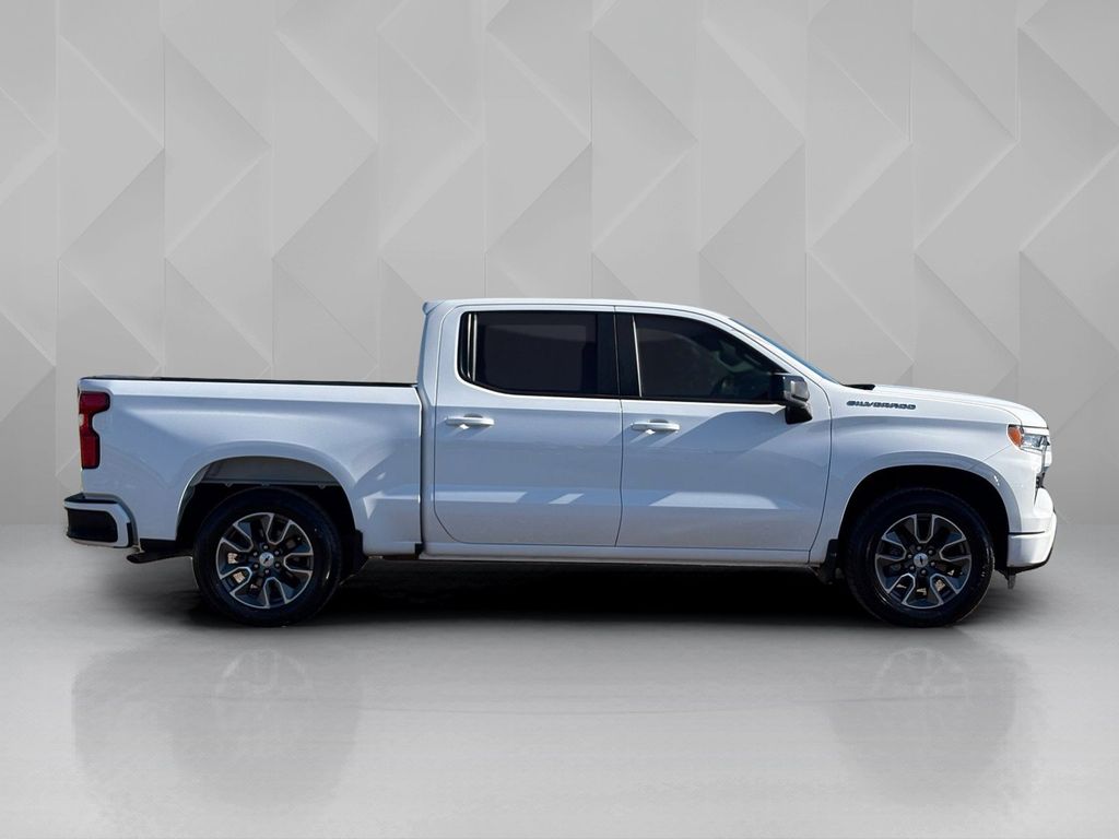 2023 Chevrolet Silverado 1500 RST - 3