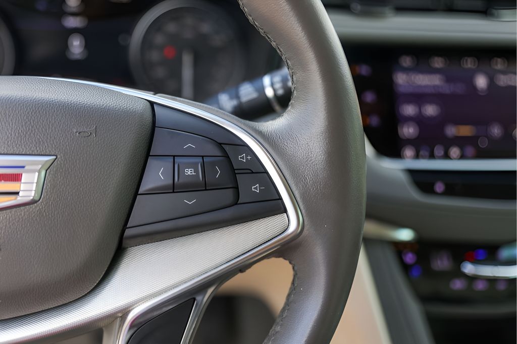 Used Car 2022 Cadillac Xt5  Premium Luxury For Sale Under $30,000 In Austin, Texas