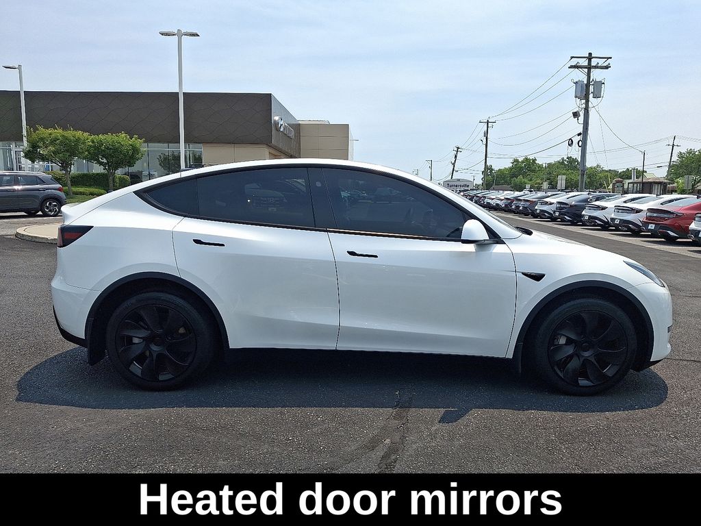 Thumbnail: 2024 Tesla Model Y - 8
