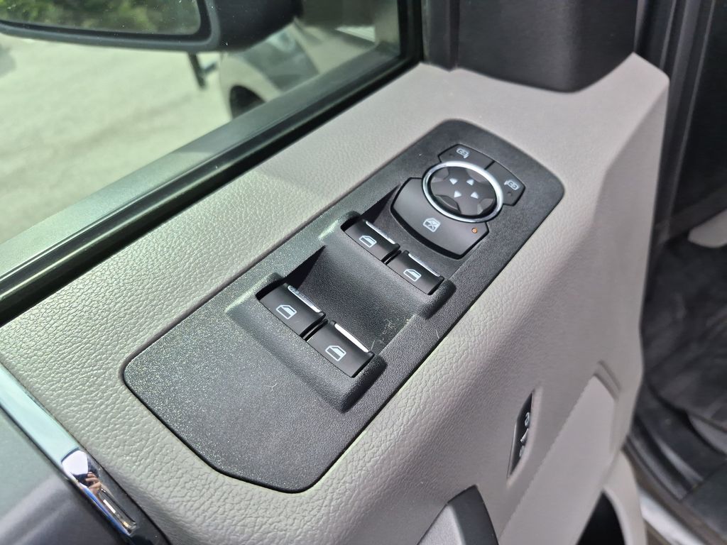 Used Car 2018 Ford F-150  Xlt For Sale Under $25,000 In Austin, Texas