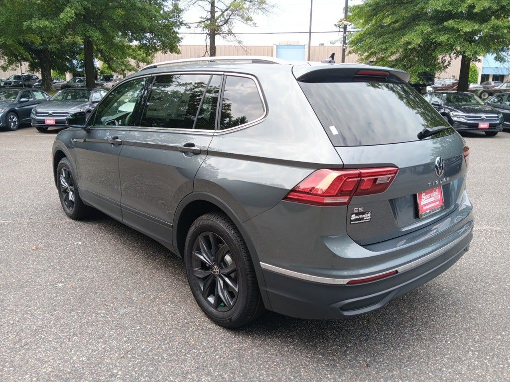 2024 Volkswagen Tiguan 2.0T SE 3