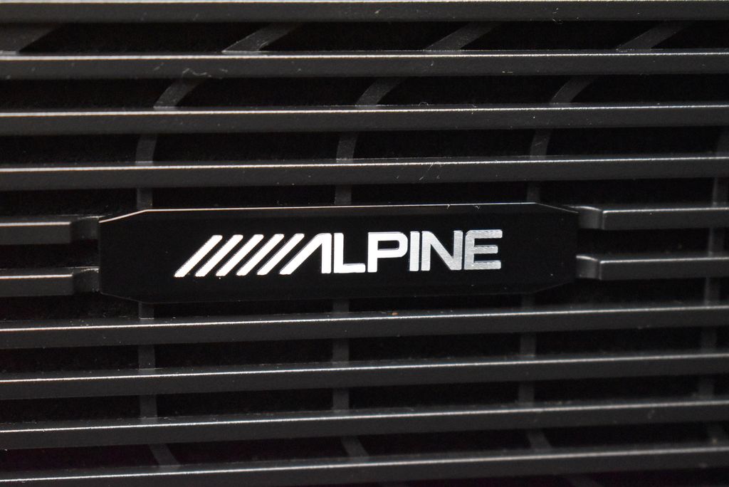 Thumbnail: 2024 Jeep Wagoneer - 13