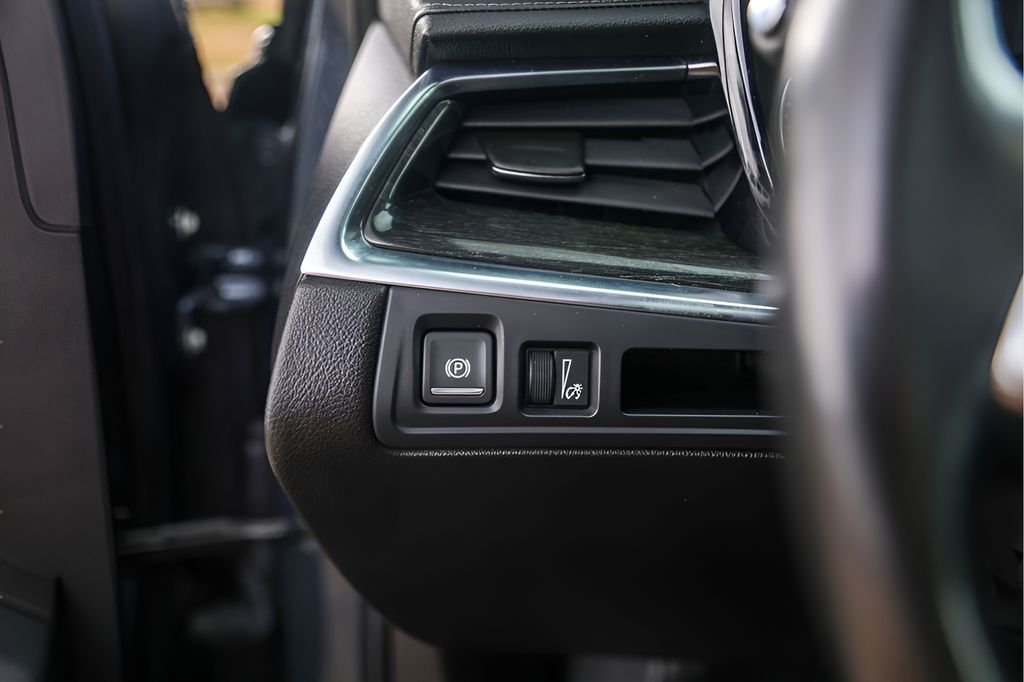 Used Car 2021 Cadillac Xt5  Premium Luxury For Sale Under $30,000 In Austin, Texas