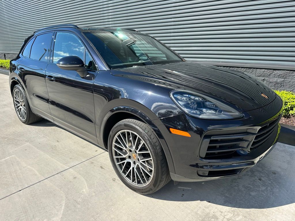 Thumbnail: 2022 Porsche Cayenne - 9