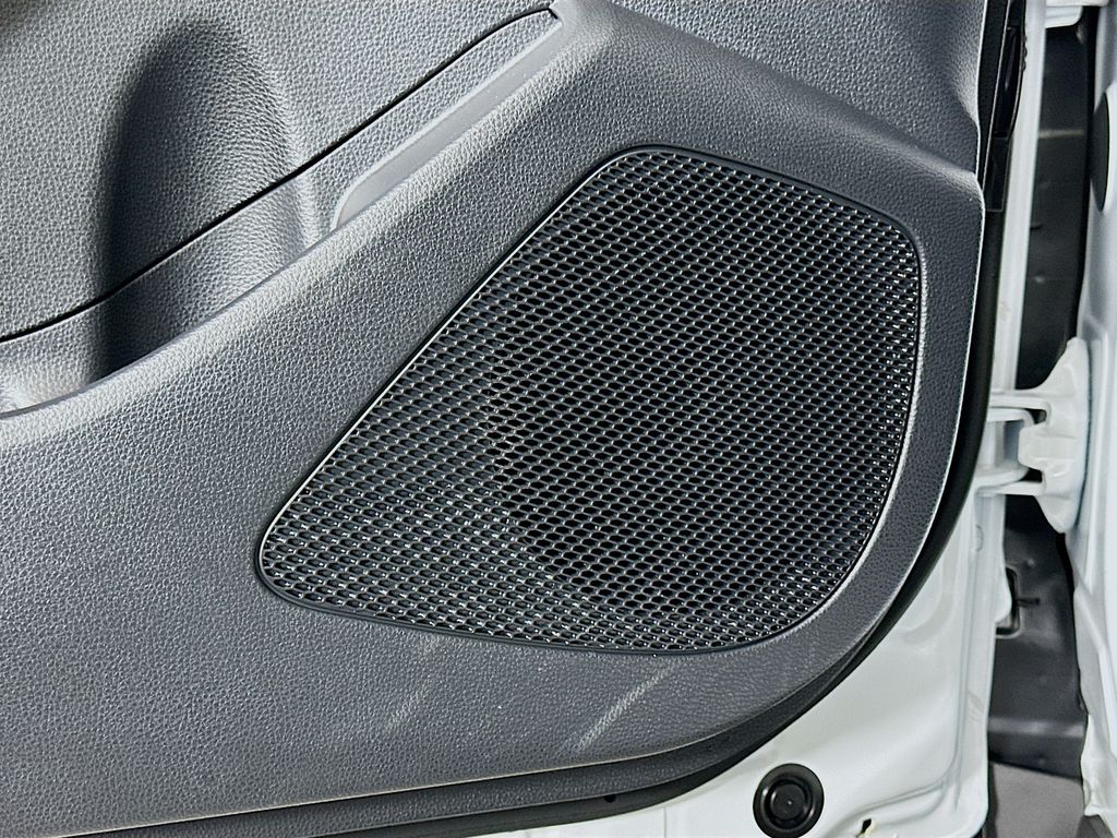 Thumbnail: 2025 Toyota Corolla Cross - 18