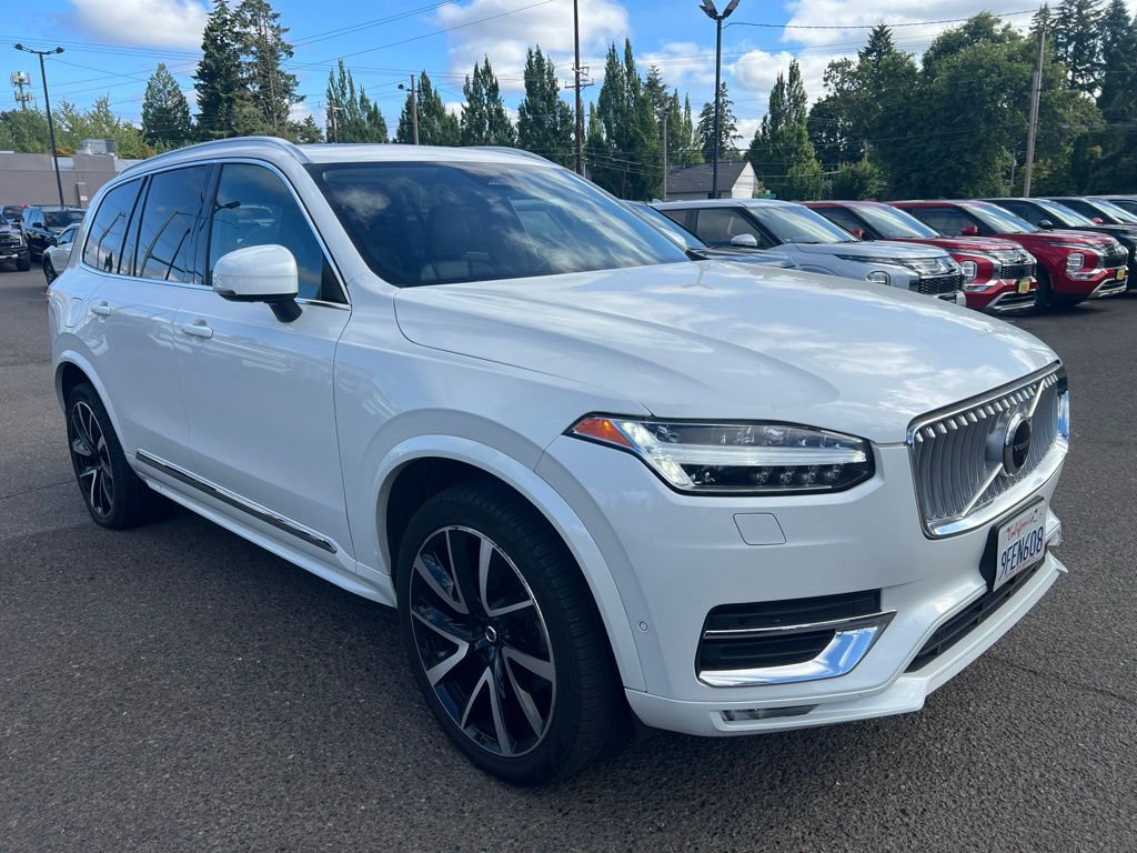 Crystal White Metallic 2023 Volvo XC90 SUV / Crossover All-Wheel Drive Automatic