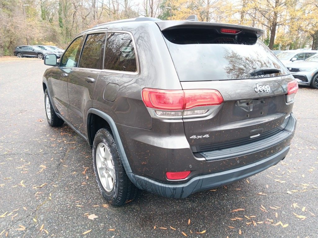 2017 Jeep Grand Cherokee Laredo 3