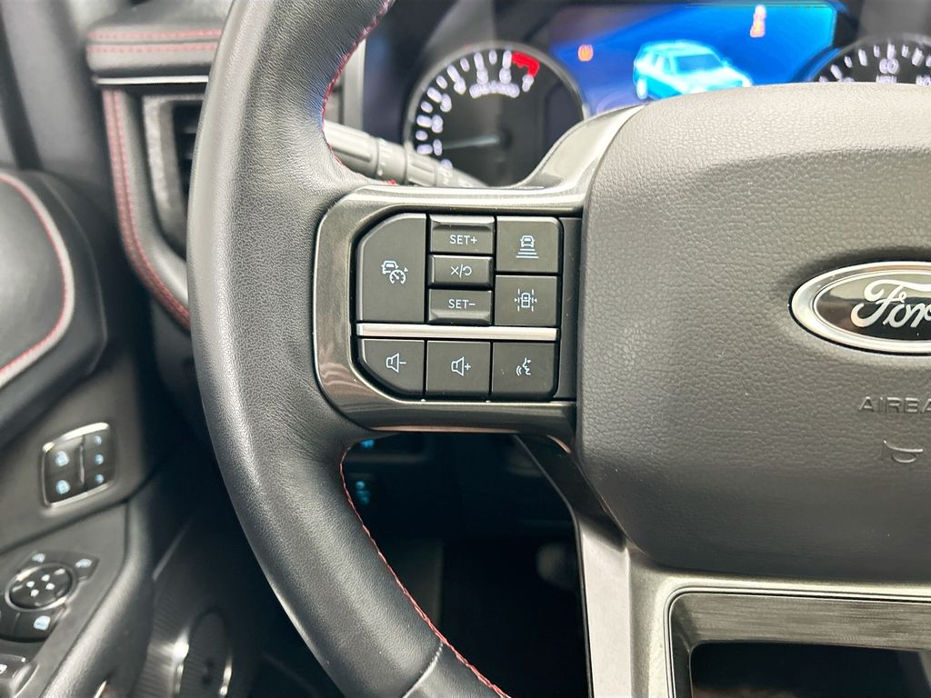 Thumbnail: 2022 Ford Expedition - 11