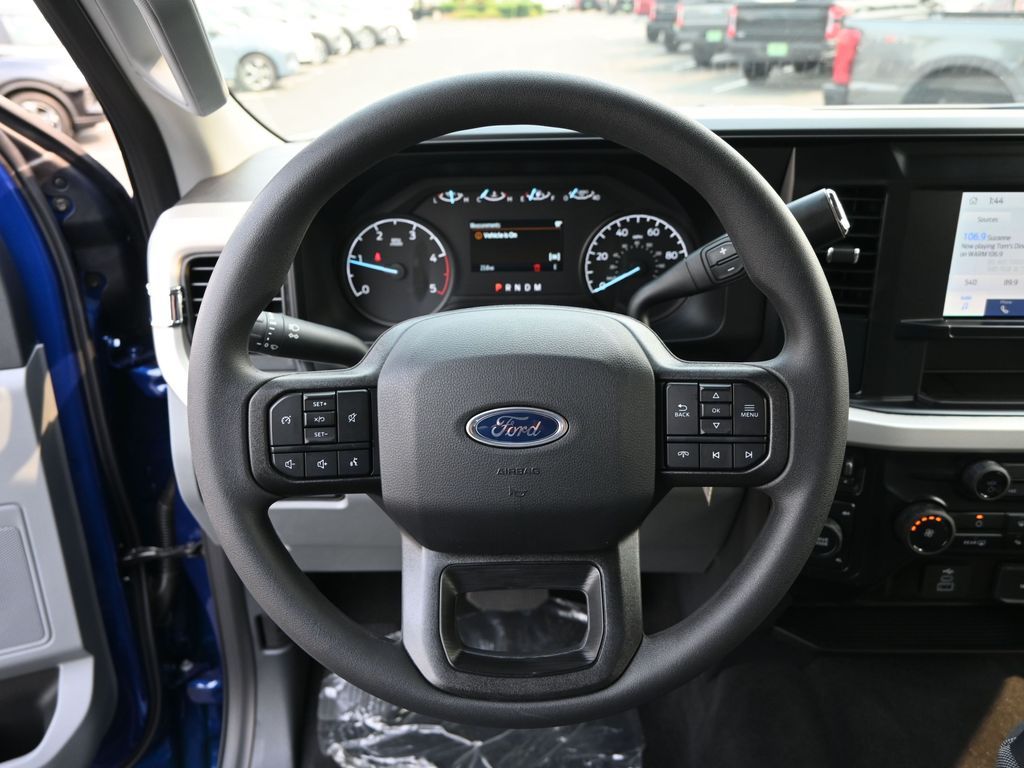 2026 Ford F-350 XL photo 18
