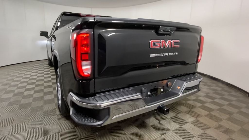 2024 GMC Sierra 1500 Pro 7