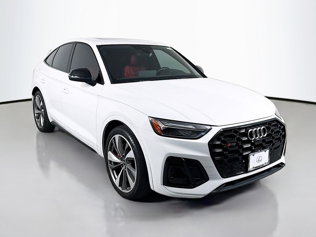 Thumbnail: 2022 Audi SQ5 - 3