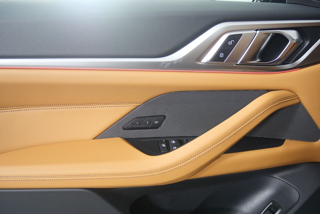 Thumbnail: 2026 BMW 4 Series - 9