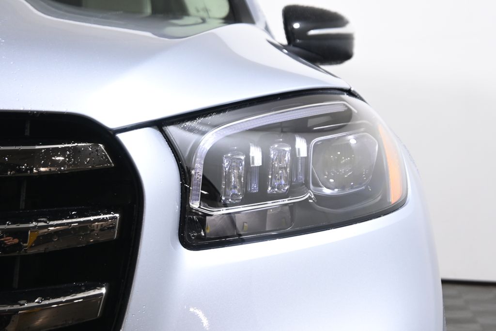 Thumbnail: 2026 Mercedes-Benz GLS - 11
