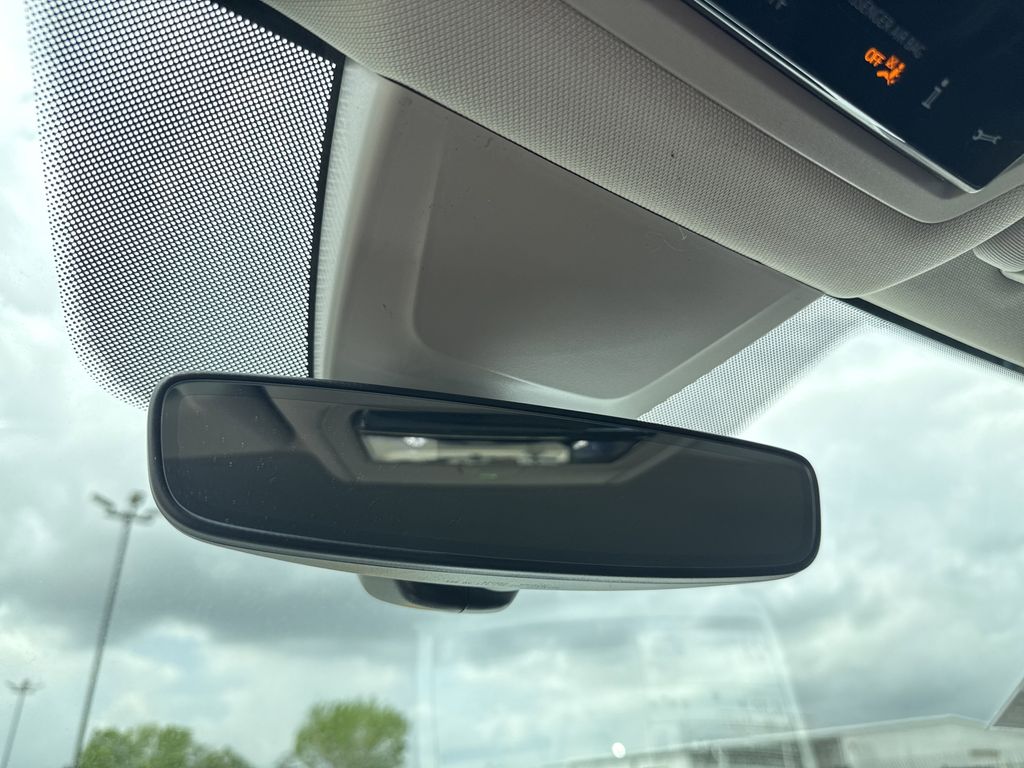 2026 Volkswagen Atlas 2.0T SE White at DeMontrond Auto Country