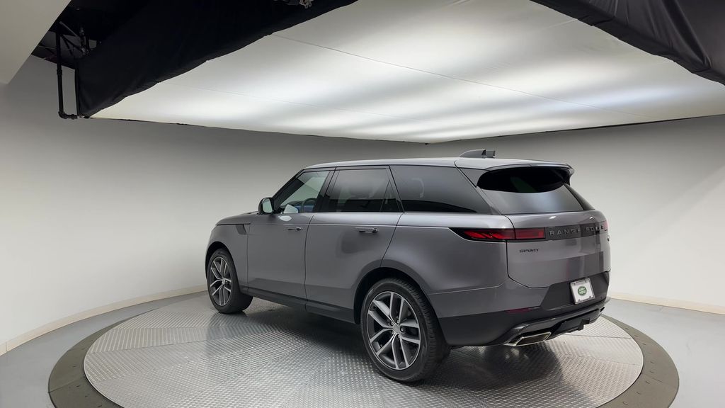 Thumbnail: 2023 Land Rover Range Rover Sport - 6