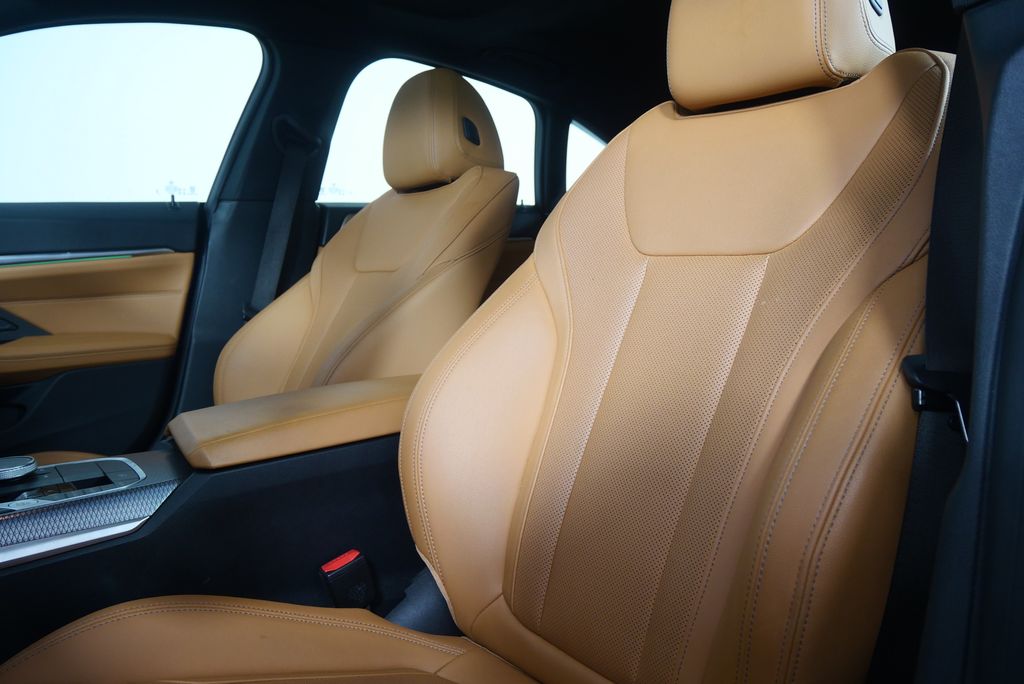 Thumbnail: 2024 BMW 4 Series - 11