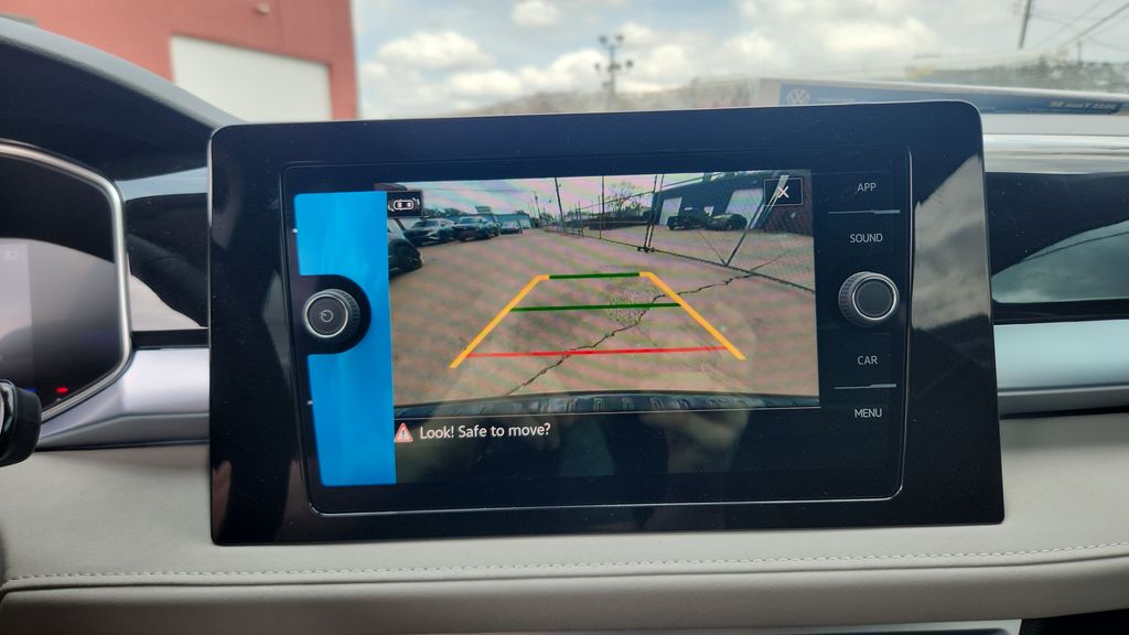 2025 Volkswagen Taos