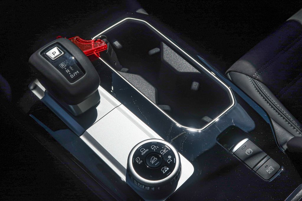 2026 Mitsubishi Outlander LE 2.5 S-AWC