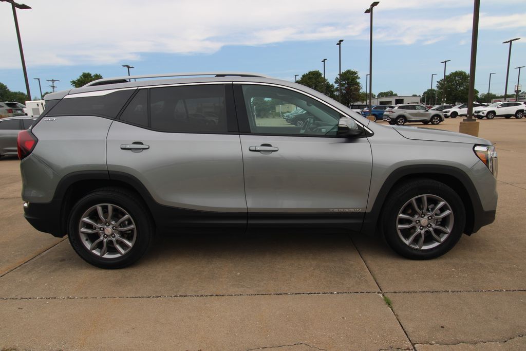 Used 2024 GMC Terrain SUV