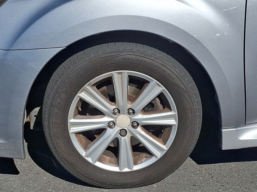 Thumbnail: 2011 Subaru Legacy - 8