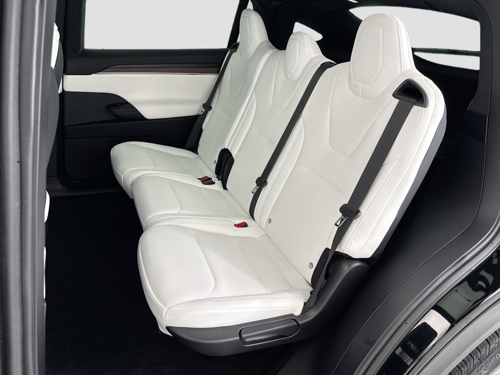 Thumbnail: 2023 Tesla Model X - 20