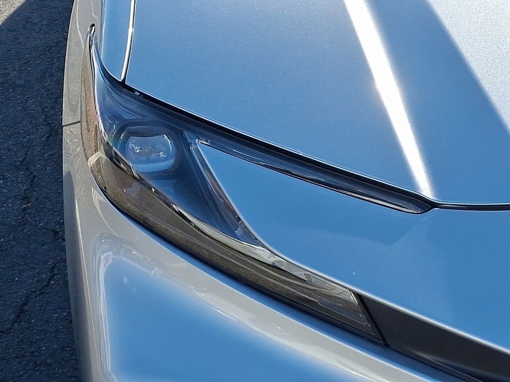 Thumbnail: 2025 Toyota Camry - 9