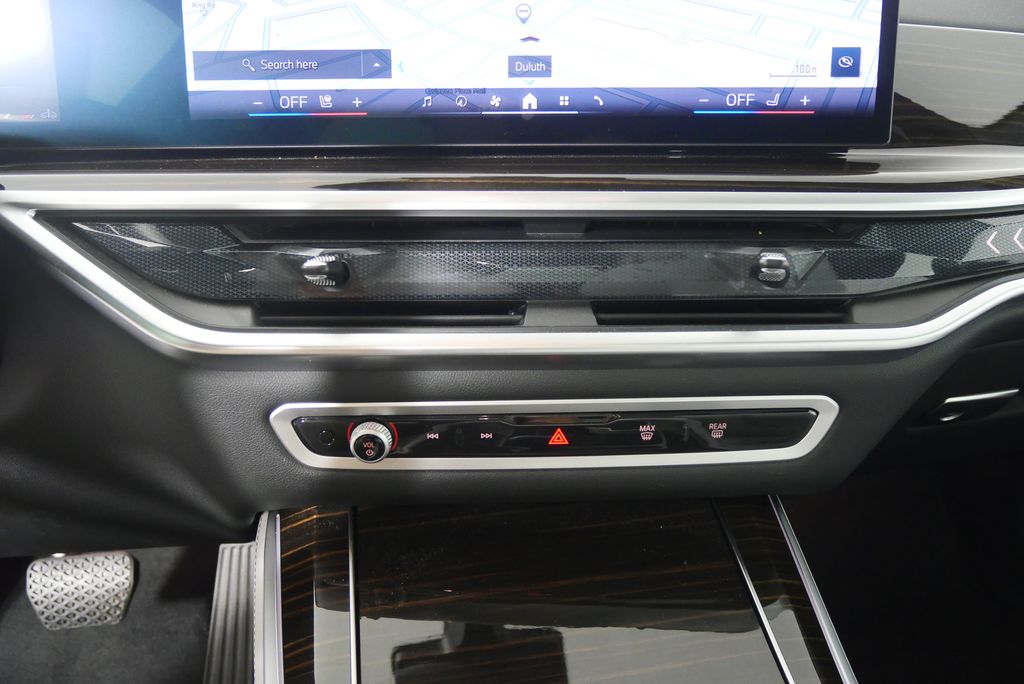 Thumbnail: 2025 BMW X5 - 23