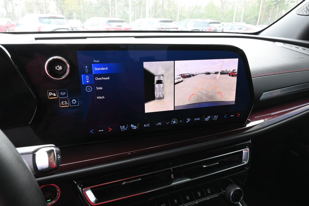 2024 Chevrolet Traverse RS - 10