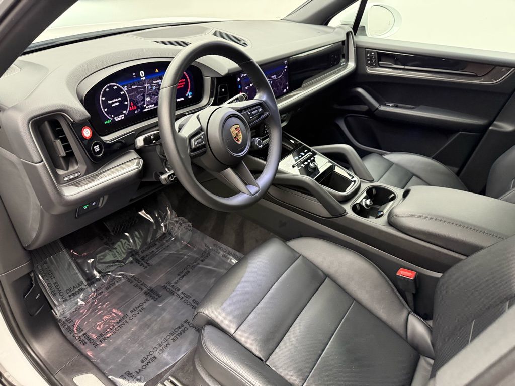 Thumbnail: 2024 Porsche Cayenne - 4