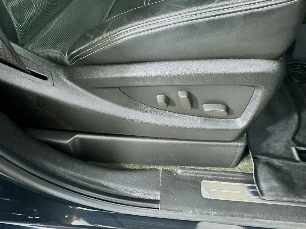 Used 2015 Black GMC Denali image 23