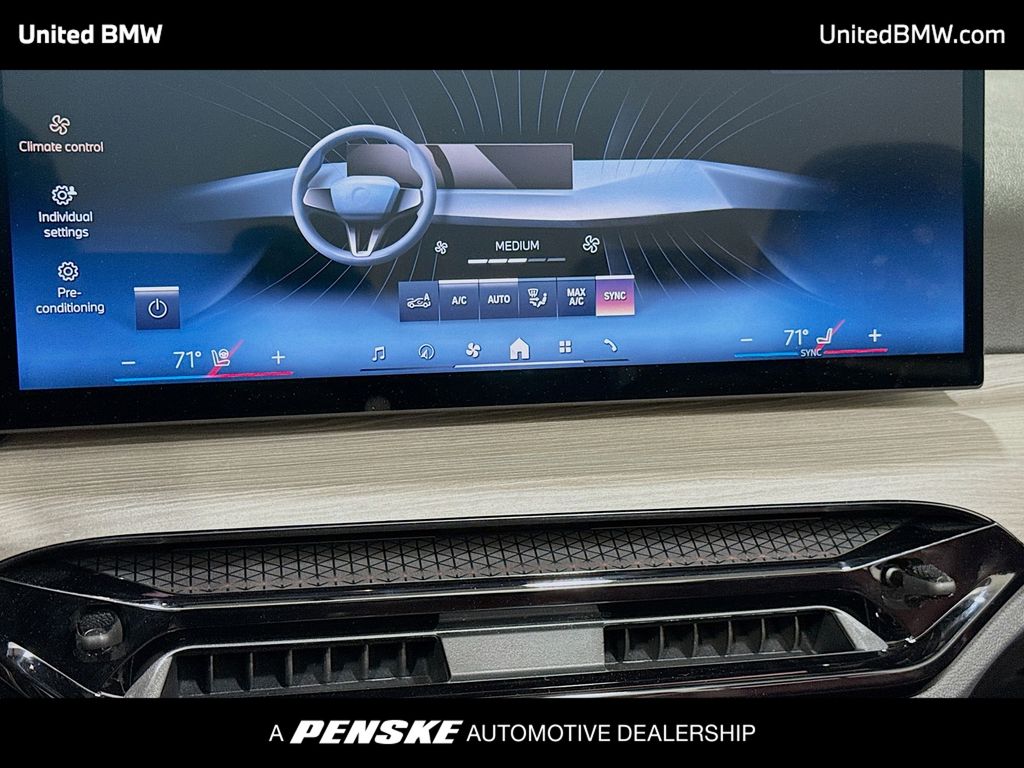 Thumbnail: 2025 BMW 4 Series - 11